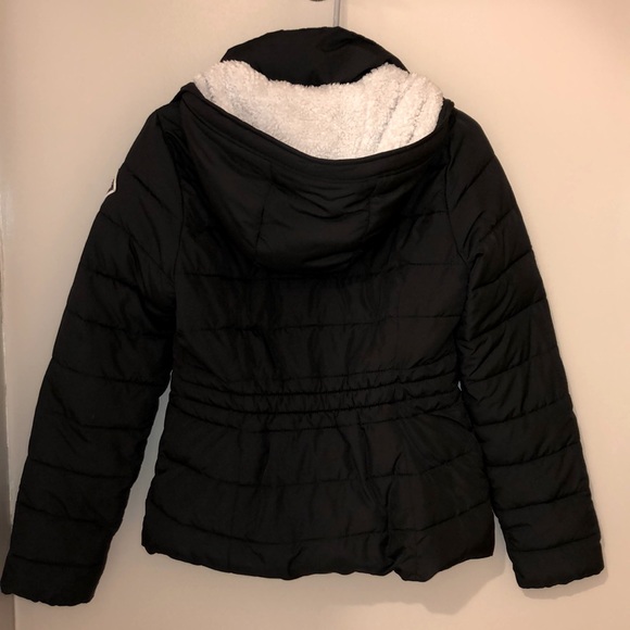 Hollister jacket - Picture 2 of 5